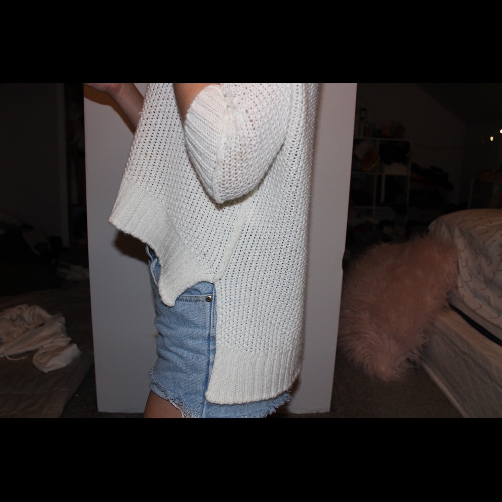 Sweater - Picture 2 of 3